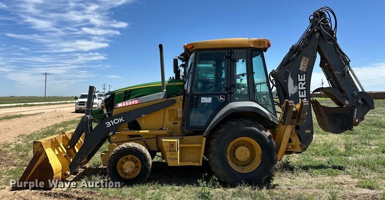 image for item DG4367 2011 John Deere 310J backhoe