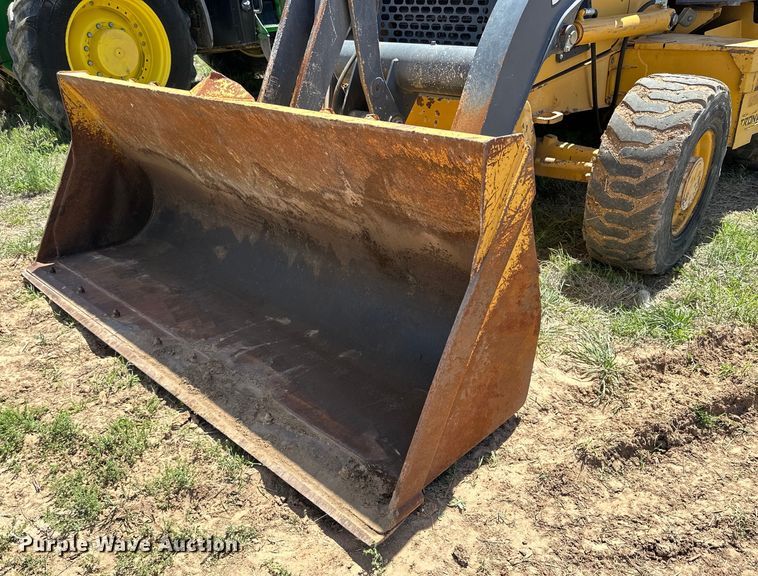 image for item DG4367 2011 John Deere 310J backhoe