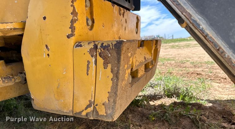 image for item DG4367 2011 John Deere 310J backhoe