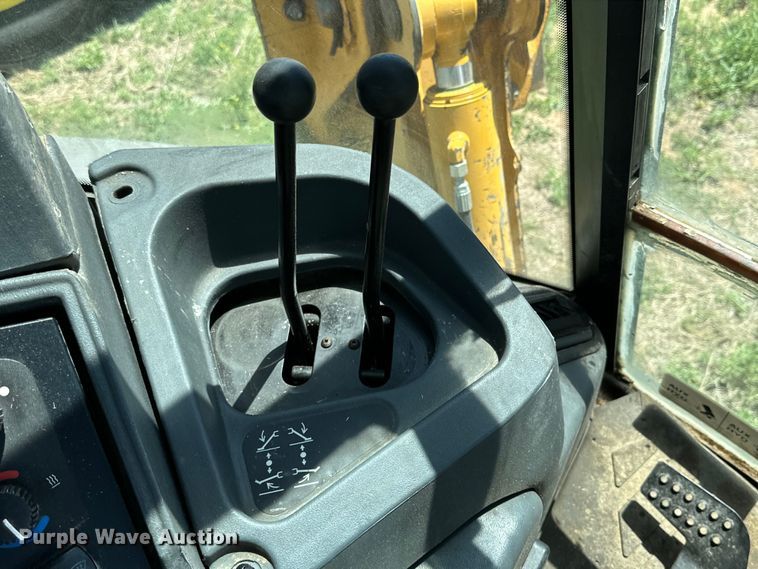 image for item DG4367 2011 John Deere 310J backhoe