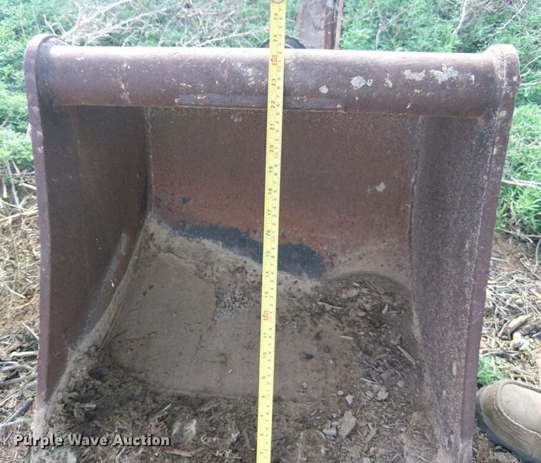 image for item DG4367 2011 John Deere 310J backhoe