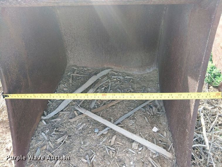 image for item DG4367 2011 John Deere 310J backhoe