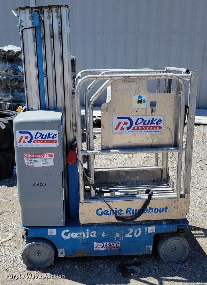 image for item DI3043 (2) Genie GR-20 vertical lifts
