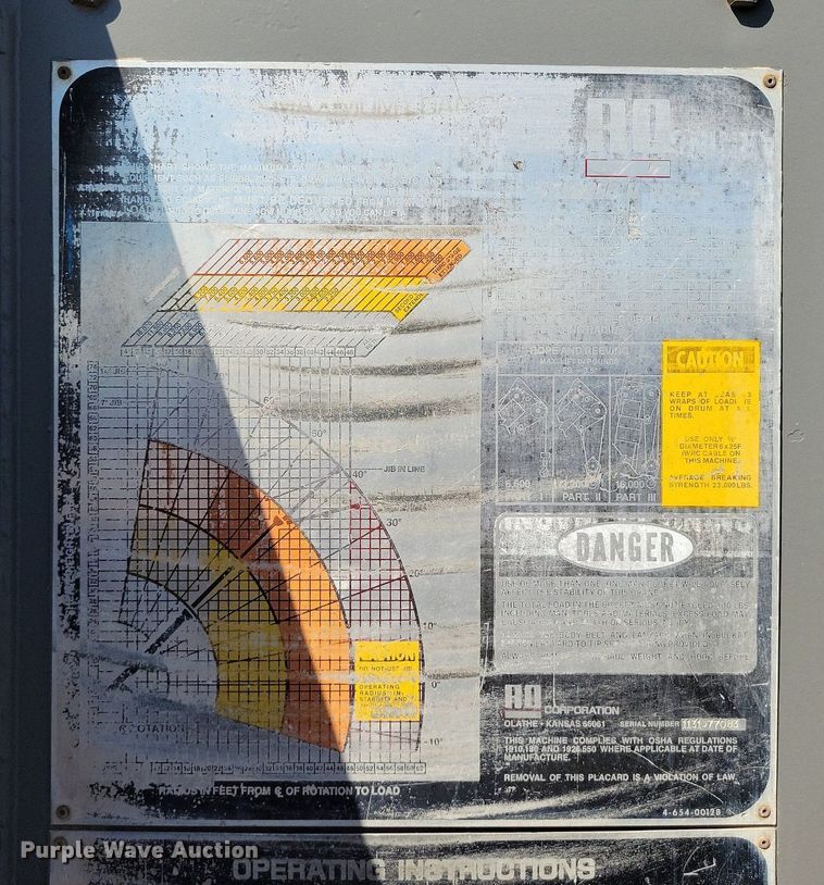 image for item DI3048 1990 Ford F800 crane truck