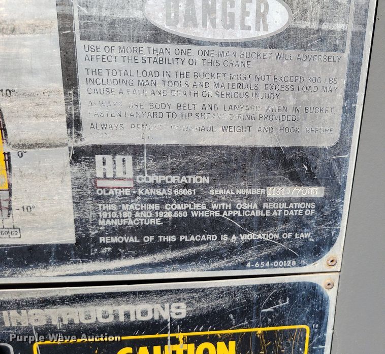 image for item DI3048 1990 Ford F800 crane truck