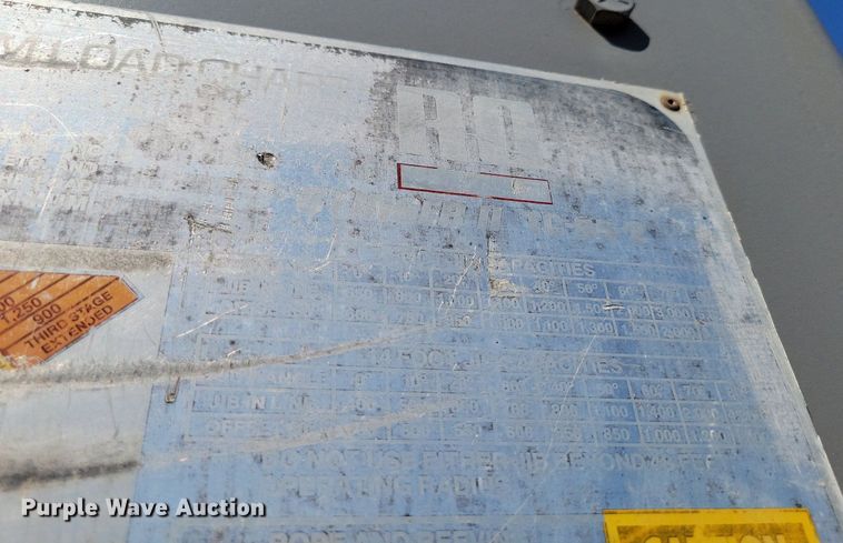 image for item DI3048 1990 Ford F800 crane truck