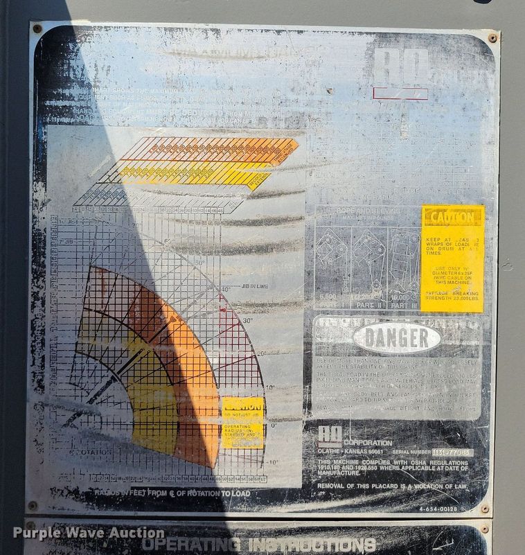 image for item DI3048 1990 Ford F800 crane truck