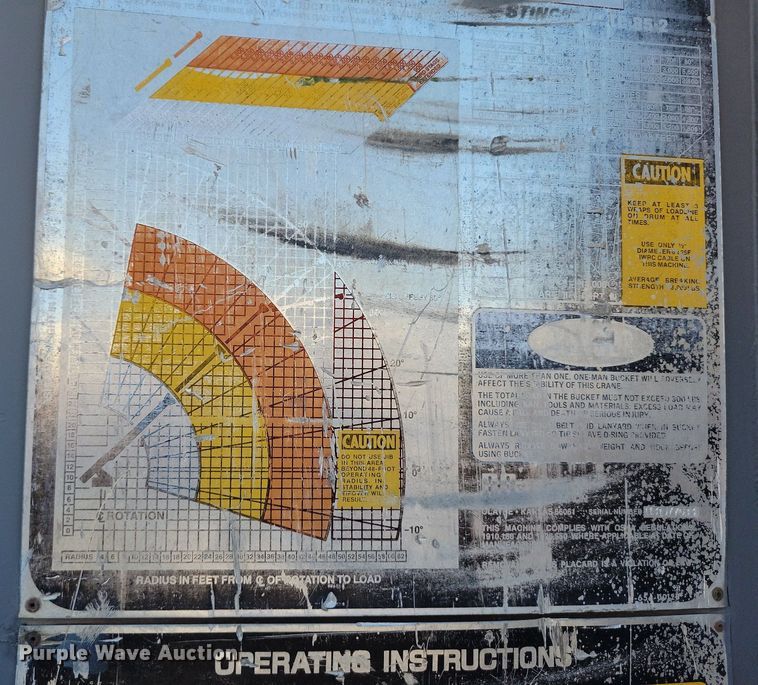 image for item DI3048 1990 Ford F800 crane truck