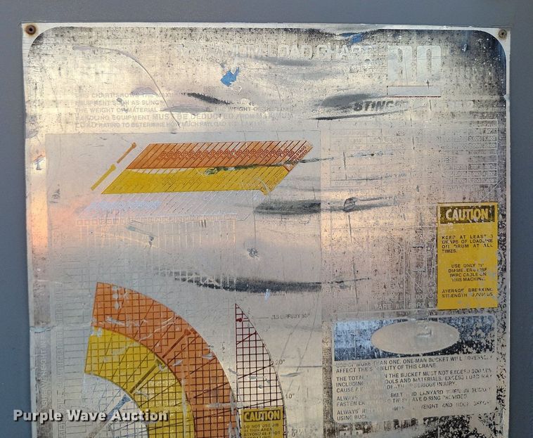 image for item DI3048 1990 Ford F800 crane truck