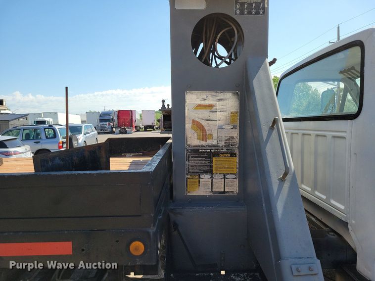 image for item DI3048 1990 Ford F800 crane truck
