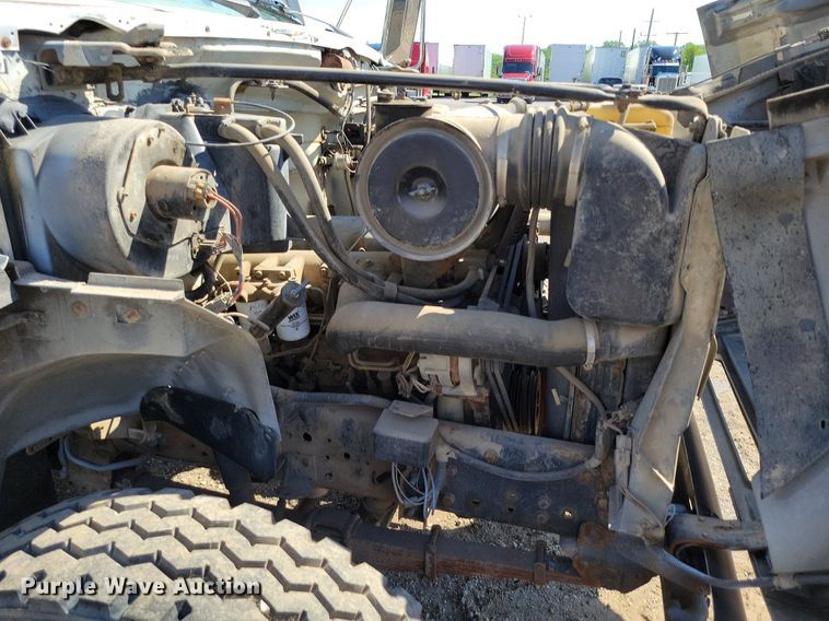 image for item DI3048 1990 Ford F800 crane truck