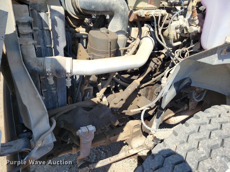 image for item DI3048 1990 Ford F800 crane truck