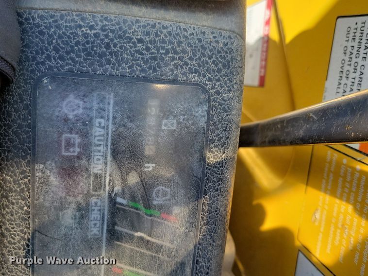 image for item DI3049 2002 Komatsu PC30MR-1 mini excavator