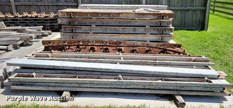 image for item DI3051 Concrete curb forms