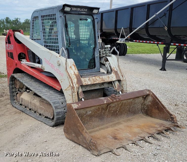 image for item DI3055 2012 Takeuchi TL250 tracked skid steer loader