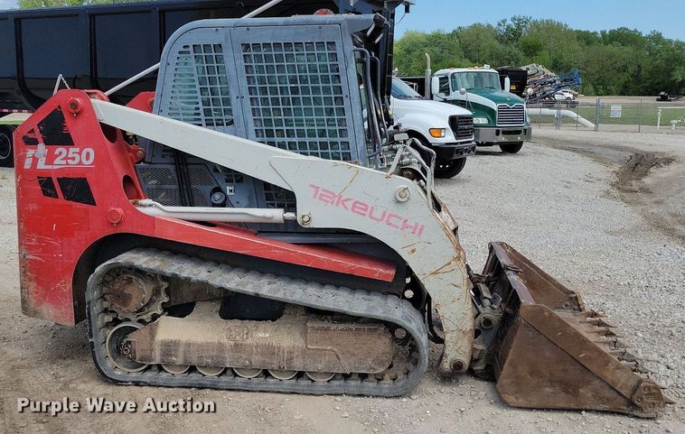 image for item DI3055 2012 Takeuchi TL250 tracked skid steer loader