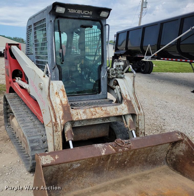 image for item DI3055 2012 Takeuchi TL250 tracked skid steer loader