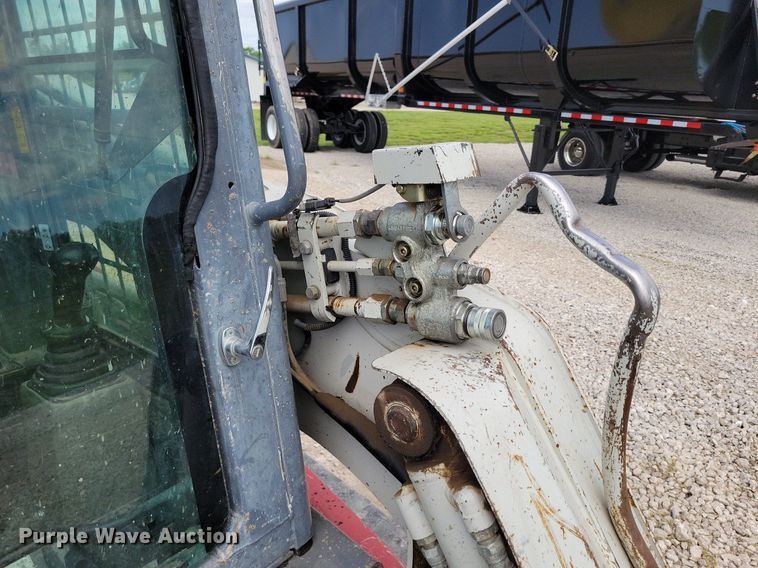 image for item DI3055 2012 Takeuchi TL250 tracked skid steer loader