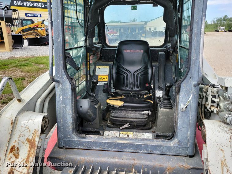 image for item DI3055 2012 Takeuchi TL250 tracked skid steer loader