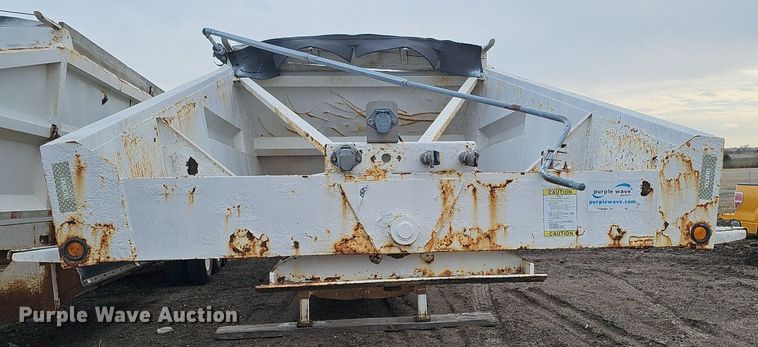 image for item DK0620 2013 Dakota 4300 BDT bottom dump trailer