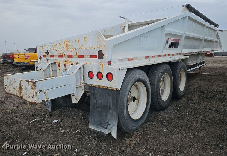 image for item DK0620 2013 Dakota 4300 BDT bottom dump trailer