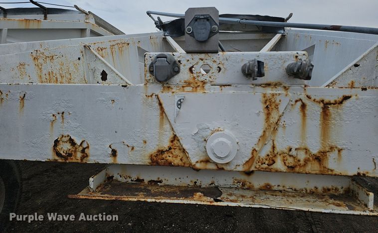 image for item DK0620 2013 Dakota 4300 BDT bottom dump trailer