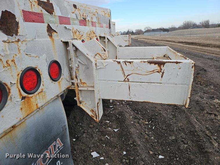 image for item DK0620 2013 Dakota 4300 BDT bottom dump trailer