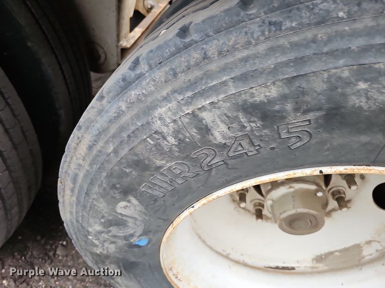 image for item DK0620 2013 Dakota 4300 BDT bottom dump trailer