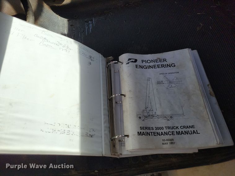 image for item DK4201 1998 Freightliner FL80 crane truck