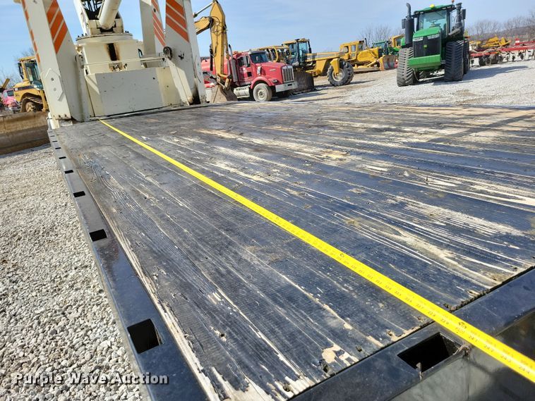 image for item DK4201 1998 Freightliner FL80 crane truck