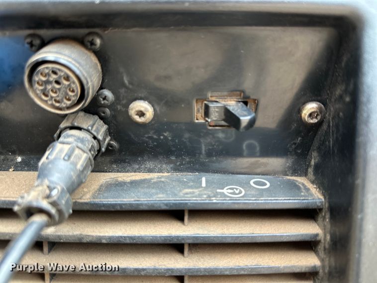 image for item DK6560 Miller Millermatic 252 welder