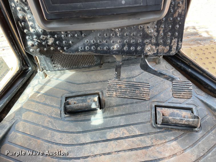 image for item DM2719 2015 Caterpillar D6T XW VP dozer