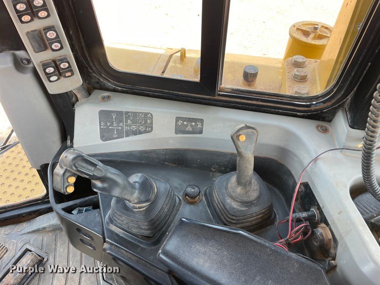 image for item DM2719 2015 Caterpillar D6T XW VP dozer