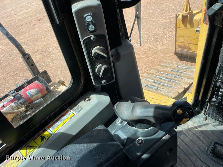 image for item DM2719 2015 Caterpillar D6T XW VP dozer