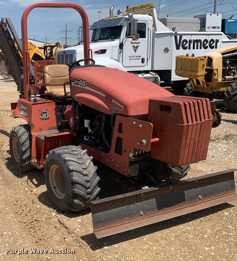 image for item DM7806 2013 Ditch Witch RT45 trencher
