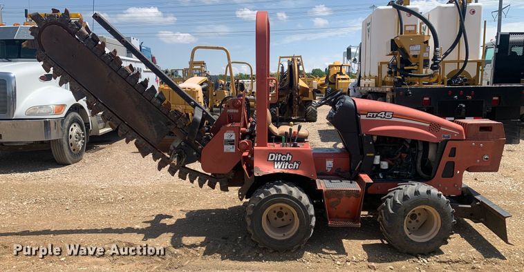 image for item DM7806 2013 Ditch Witch RT45 trencher