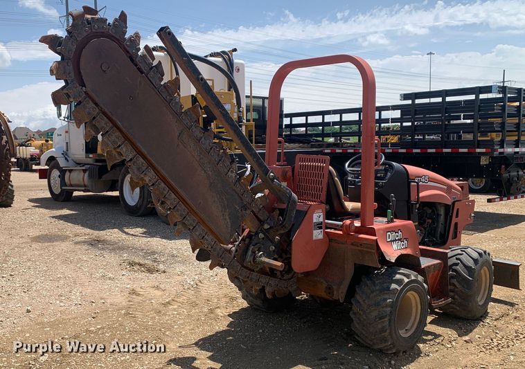image for item DM7806 2013 Ditch Witch RT45 trencher
