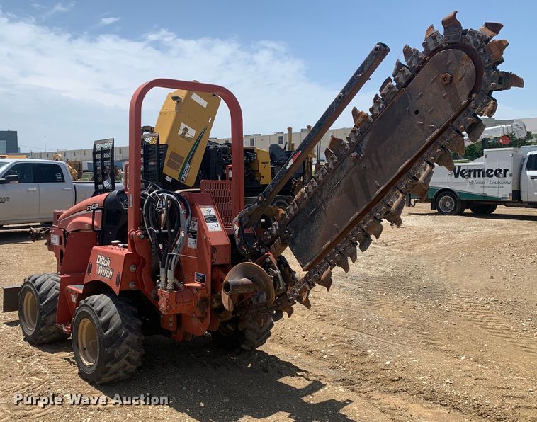 image for item DM7806 2013 Ditch Witch RT45 trencher
