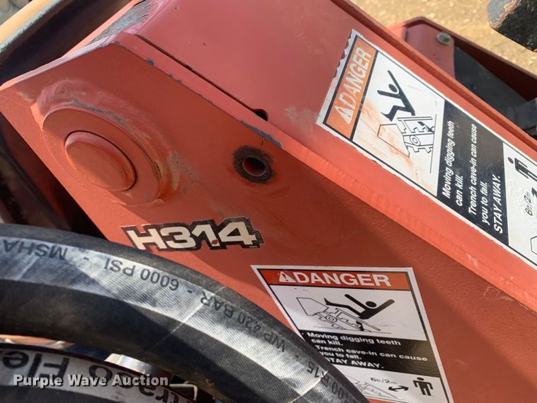 image for item DM7806 2013 Ditch Witch RT45 trencher