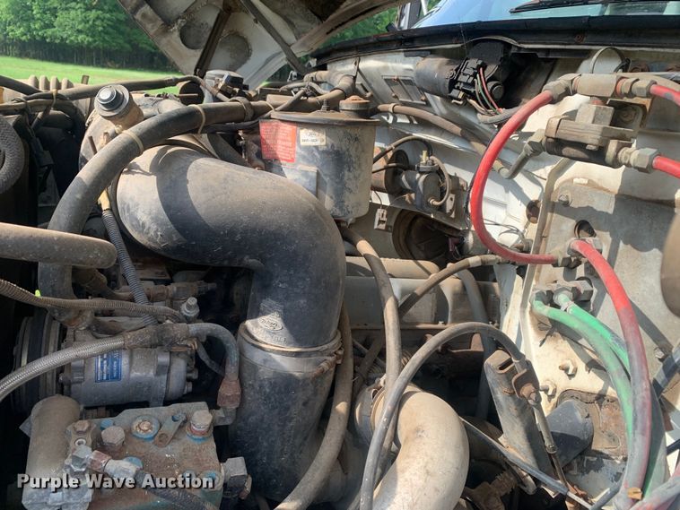 image for item DM7809 1992 Ford F700 oil distributor truck