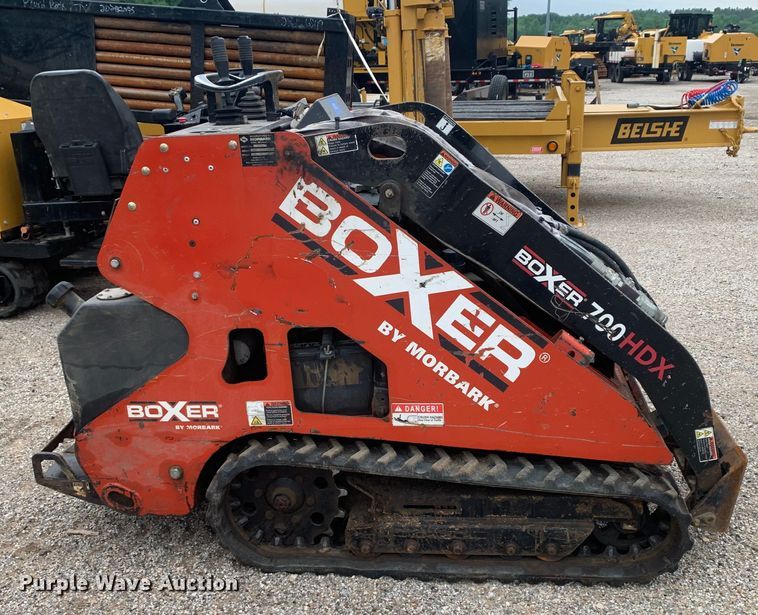 image for item DM7810 2017 Morbark 700HDX compact utility loader