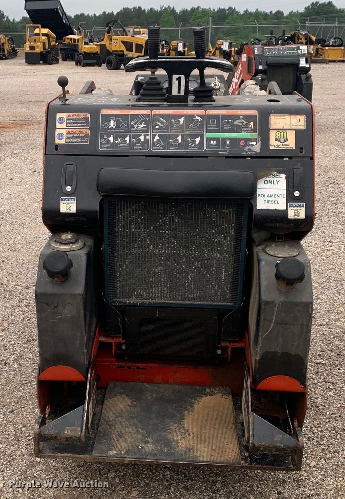 image for item DM7810 2017 Morbark 700HDX compact utility loader