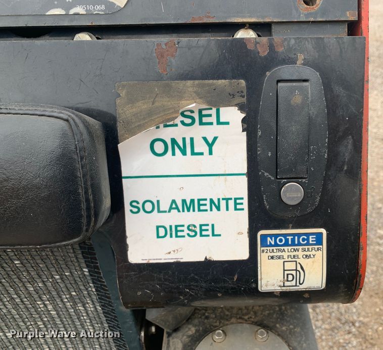 image for item DM7810 2017 Morbark 700HDX compact utility loader