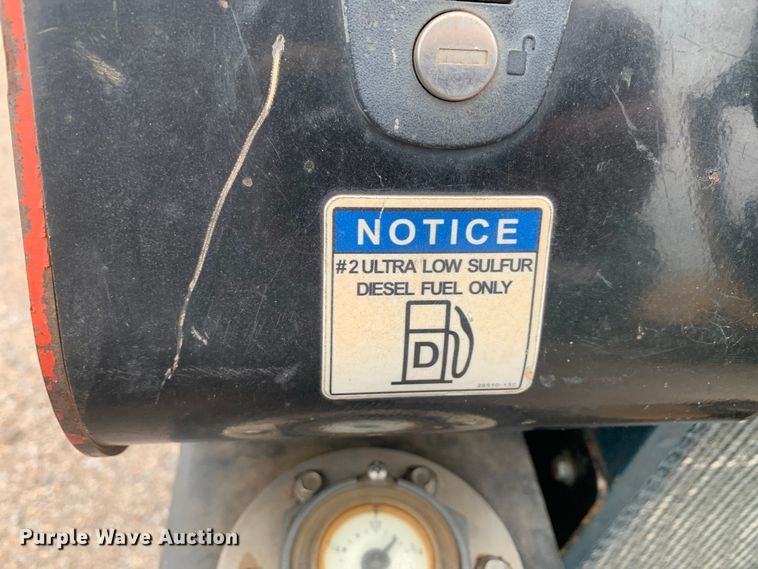 image for item DM7810 2017 Morbark 700HDX compact utility loader