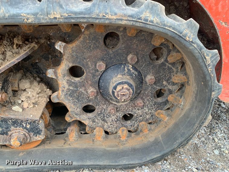 image for item DM7810 2017 Morbark 700HDX compact utility loader