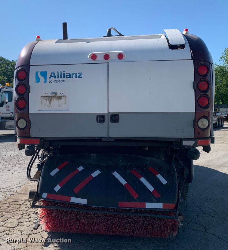 image for item DM7814 2008 International 4300 street sweeper truck