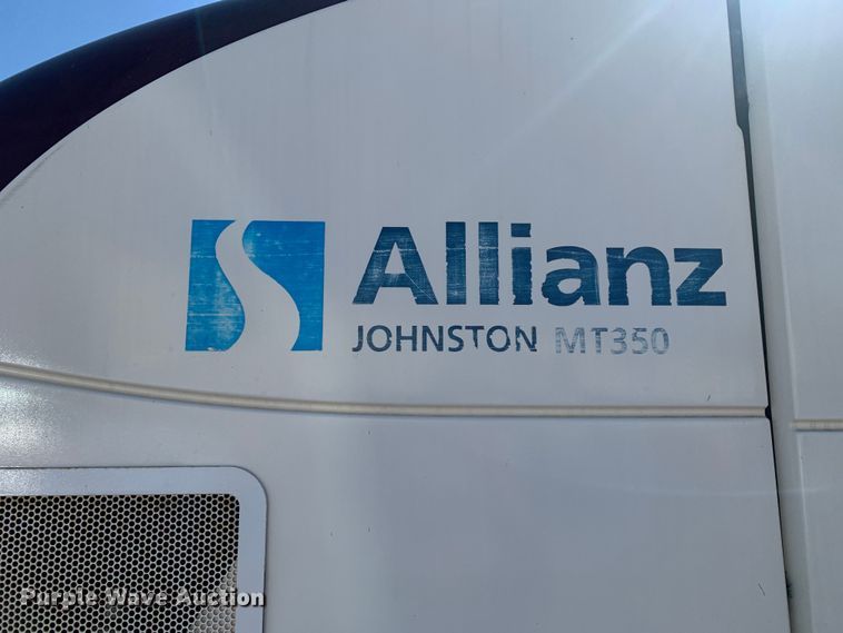 image for item DM7814 2008 International 4300 street sweeper truck