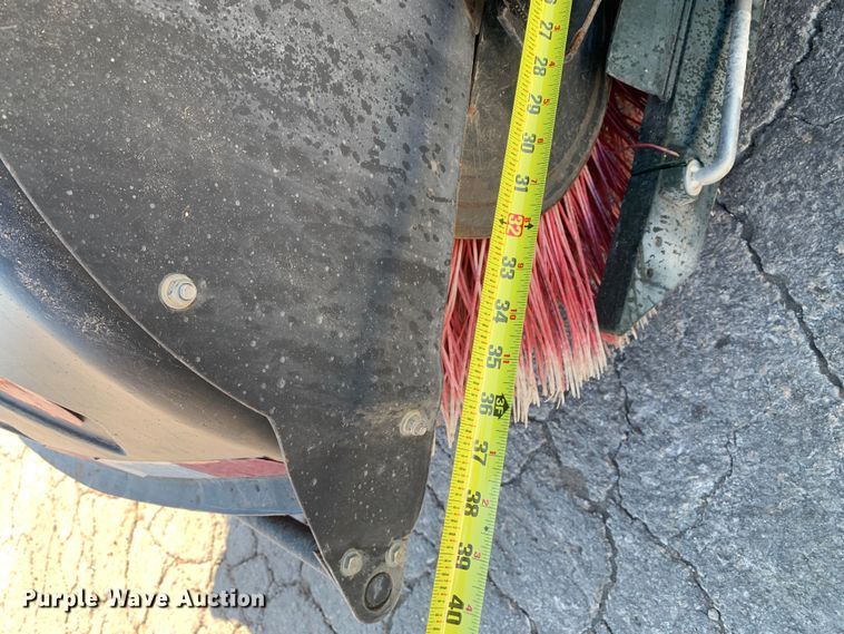 image for item DM7814 2008 International 4300 street sweeper truck