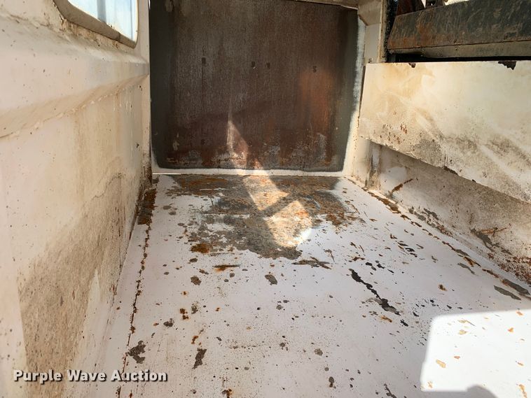 image for item DM7814 2008 International 4300 street sweeper truck