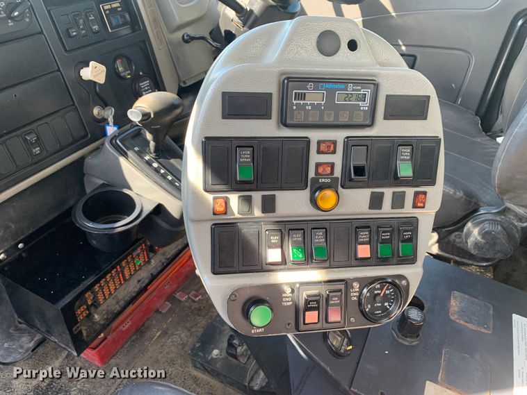 image for item DM7814 2008 International 4300 street sweeper truck